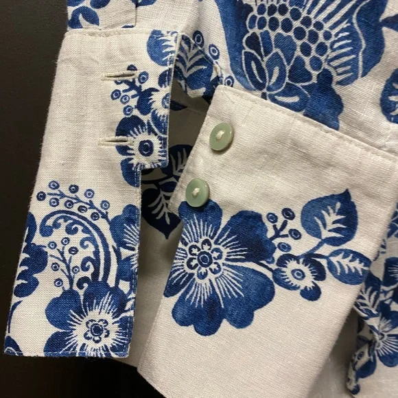 Chico’s Linen Tops - Picture 9 of 10